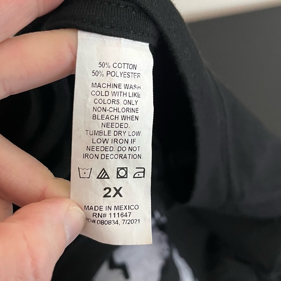 Star Wars The Mandalorian Bounty Hunter Stamp T-Shirt - Picture 8 of 11